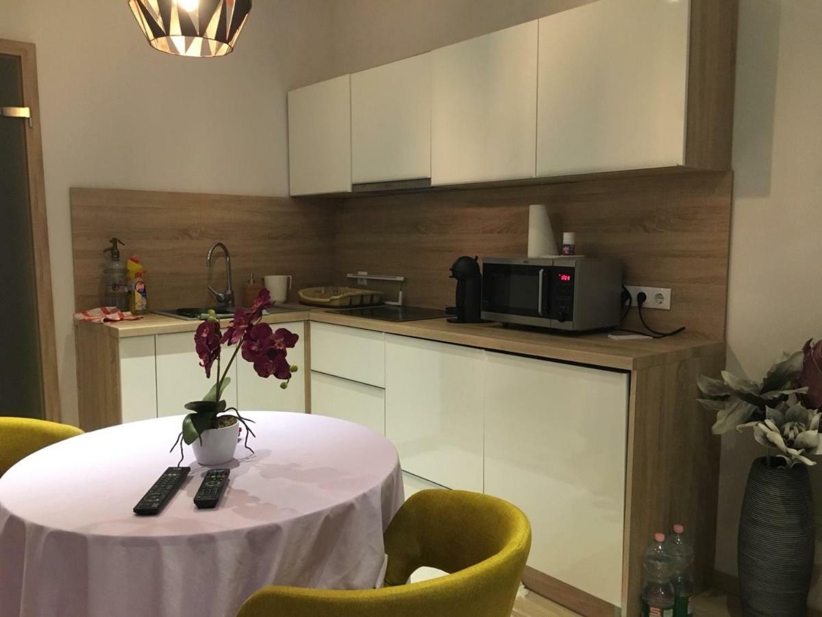 Hunyadi Apartman Szekszárd Zewnętrze zdjęcie