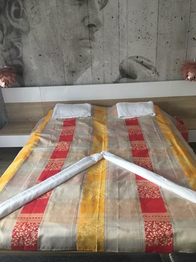 Hunyadi Apartman Szekszárd Zewnętrze zdjęcie