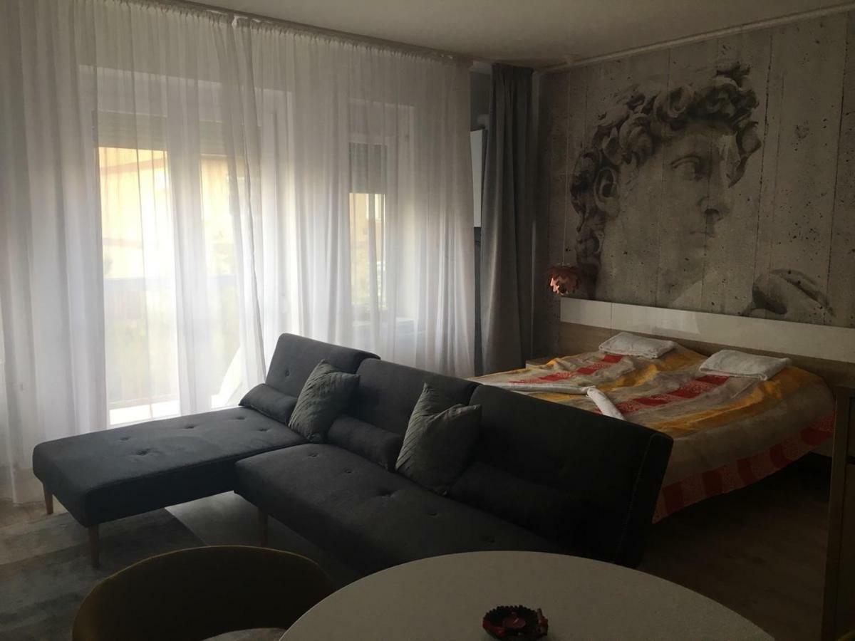 Hunyadi Apartman Szekszárd Zewnętrze zdjęcie
